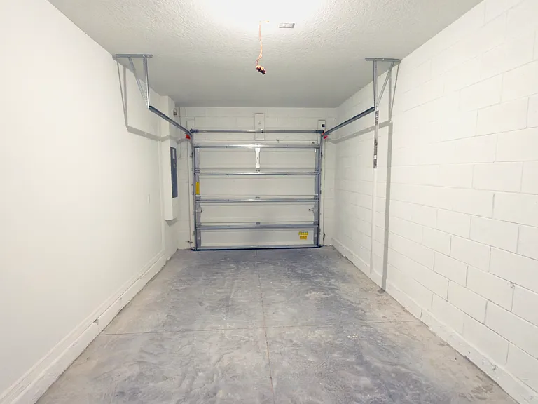 2947 Canary Ave — Photo 24