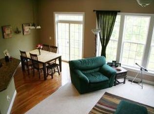 6815 Hartzell Hill Ln, Haymarket, VA 20169