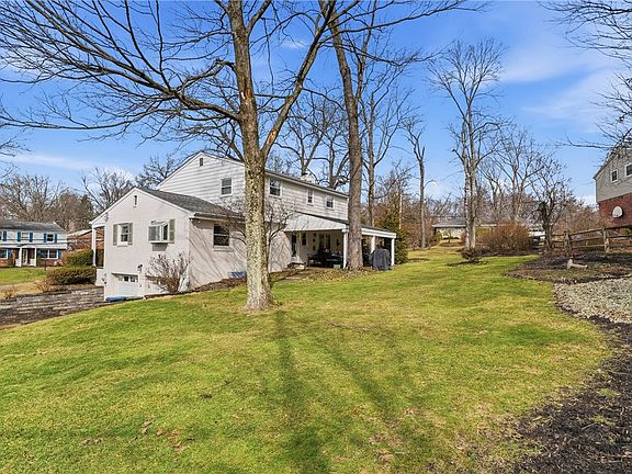 2nd image of 469 Inwood Rd