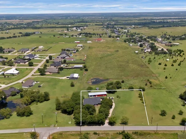 16360 University Dr, Forney, TX 75126