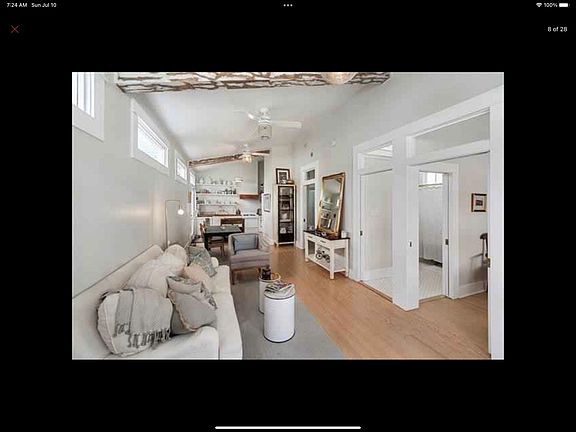 3rd image of 5112 Clara St
