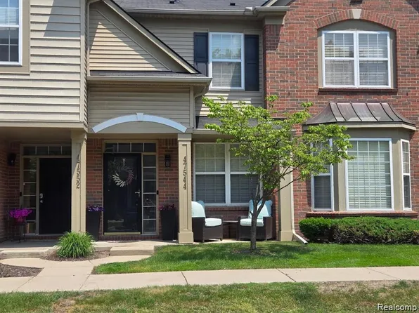 47544 Pembroke Dr, Canton, MI 48188