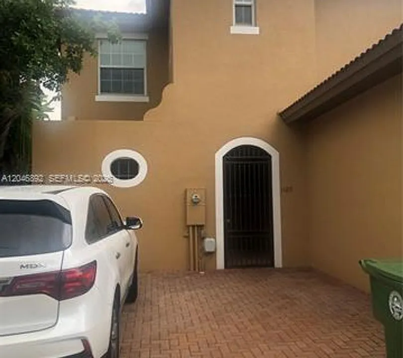 1129 SW 147th Ter #Townhouse 1129