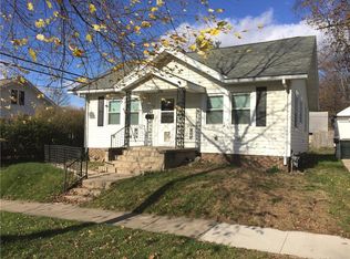 212 24th St NE, Cedar Rapids, IA 52402