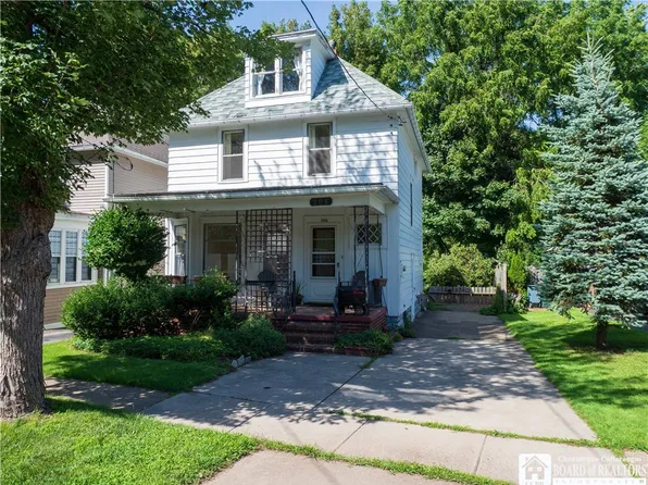 106 Liberty St, Fredonia, NY 14063