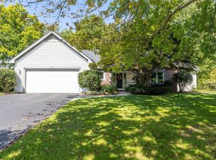 77 Valewood Run, Penfield, NY 14526