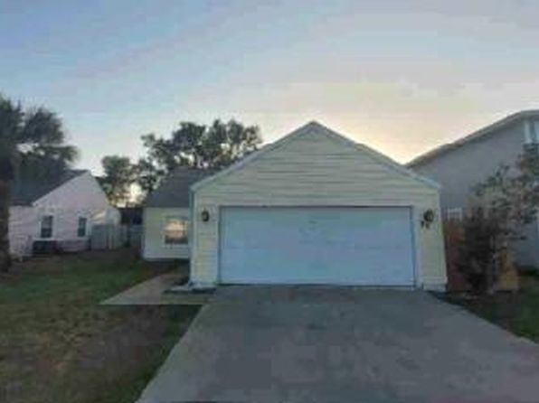 25 Wood Ash Ln