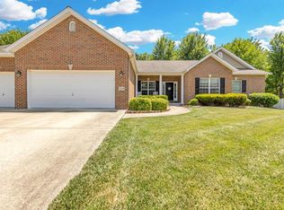 3236 Roan Hill Dr, Belleville, IL 62221