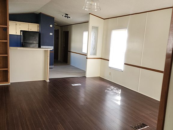 5th image of 744 Carter Dr