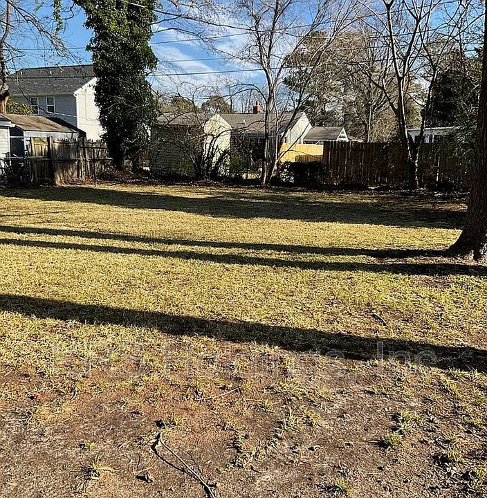 2nd image of 8224 Simons Dr