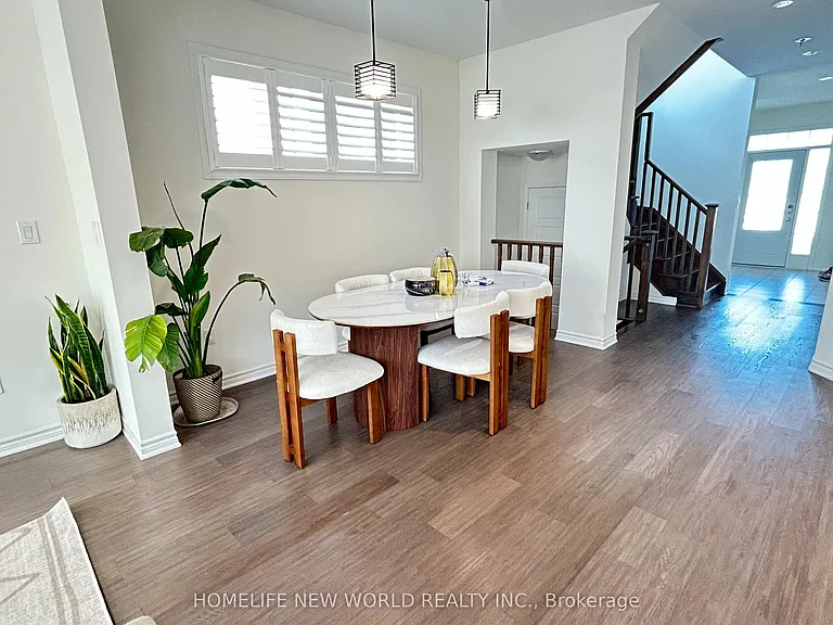 46 Major Cres — Photo 6