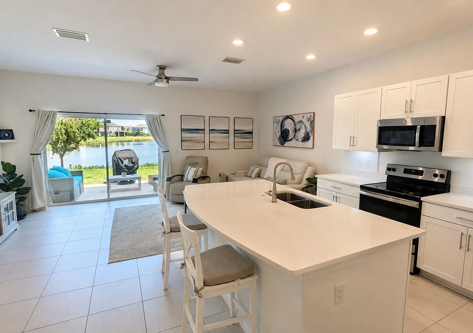 Annual UNfurnished almost new townhome 3/2 1/2 in Nokomis close to the beach — Photo 3