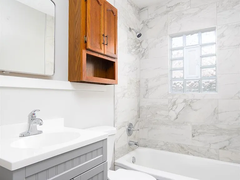 1220 Hammond Ave — Photo 10