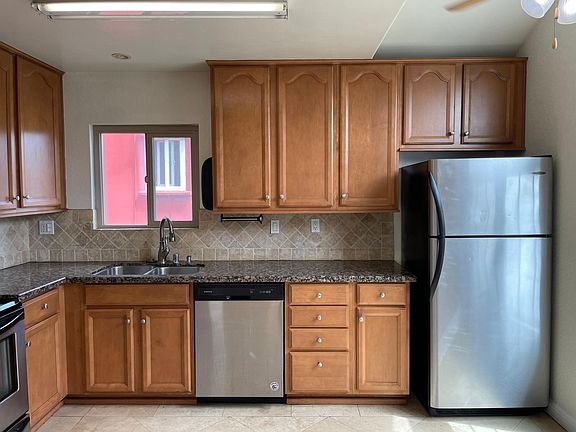 2nd image of 4222 Felton St Unit 4