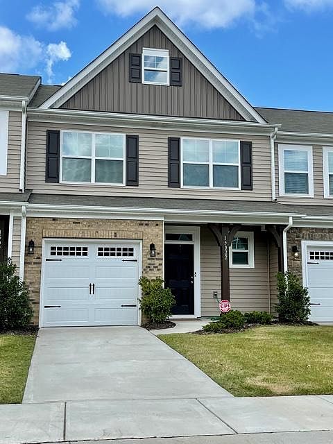 1st image of 15022 Savannah Hall Dr