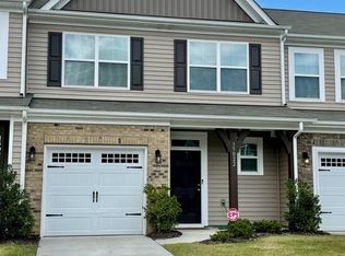 15022 Savannah Hall Dr, Charlotte, NC 28273