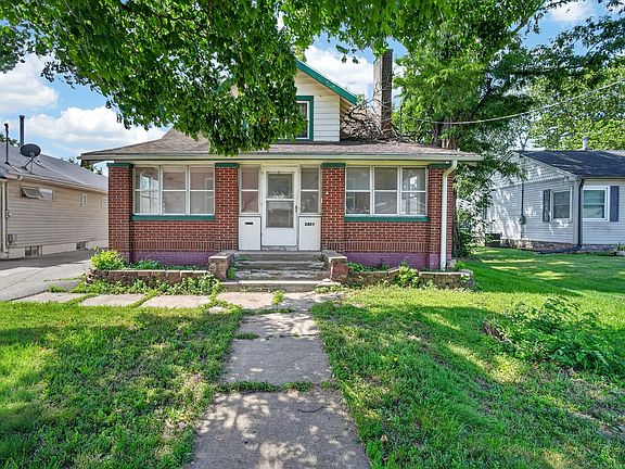 2nd image of 2803 E Grand Ave