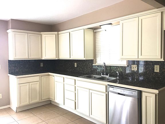 2nd image of 2620 NW 112th St