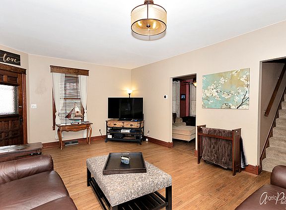 5th image of 402 E Kimball Ave