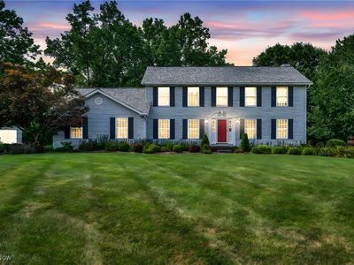 296 Babbling Brook Oval, Hinckley, OH, 44233