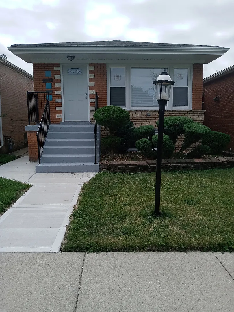 337 W 101st Pl photo 1