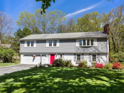 36 Blackberry Ln, Framingham, MA, 01701