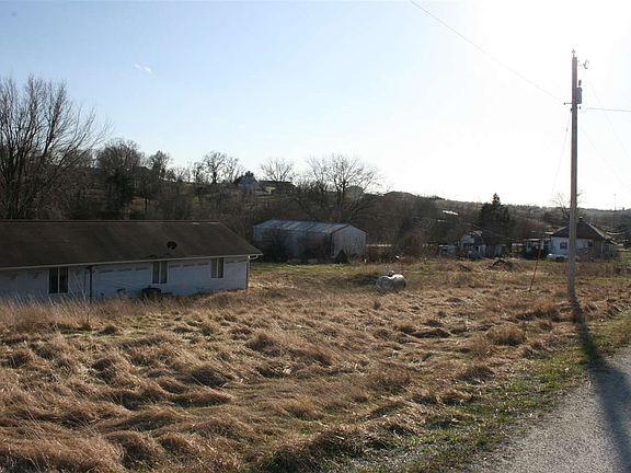 4th image of 397 1st St