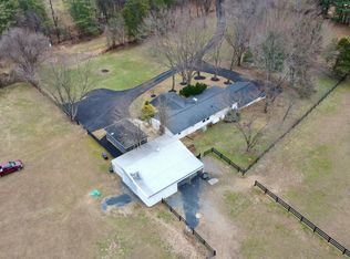39362 Rickard Rd, Lovettsville, VA 20180