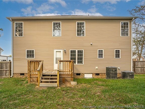 4th image of 3342 Auburn Dr