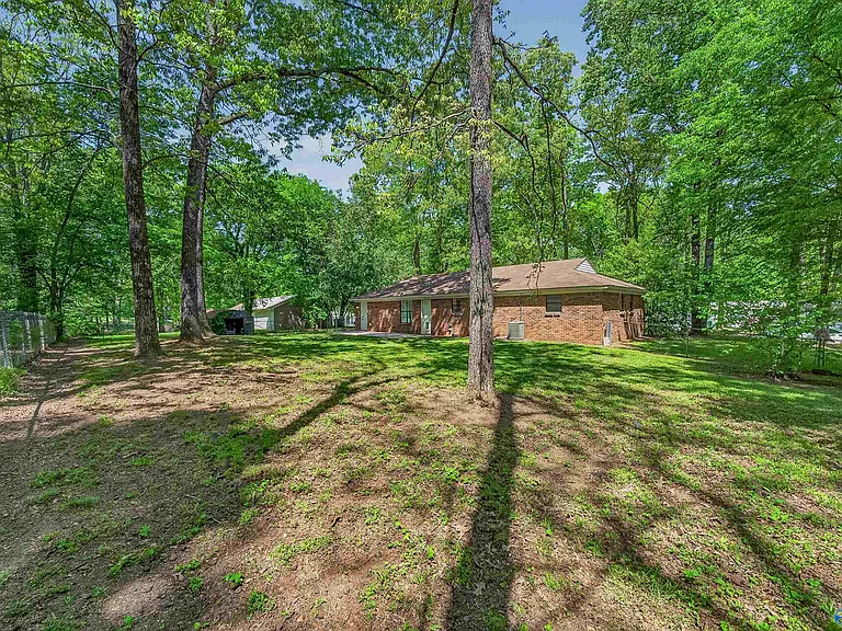 124 W Emert Rd — Photo 24