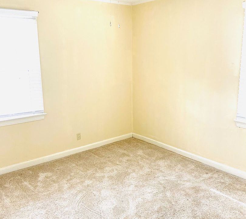 1st image of 3810 Sherwood Dr