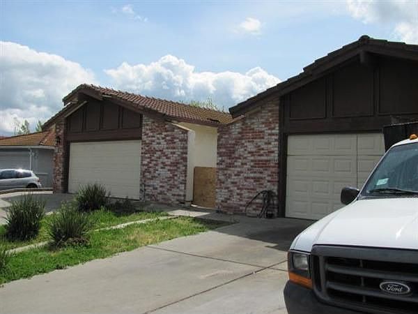 1st image of 2523 Cathy Ct