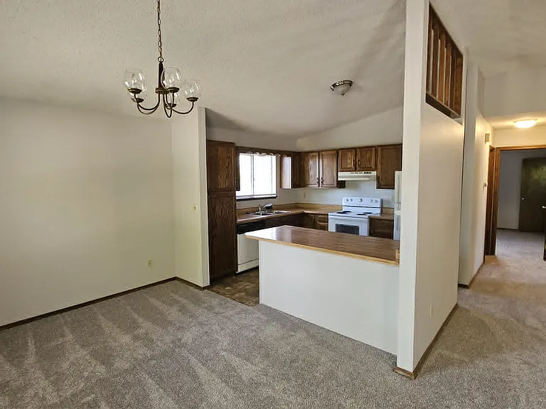 5060 Horseshoe Bnd — Photo 7