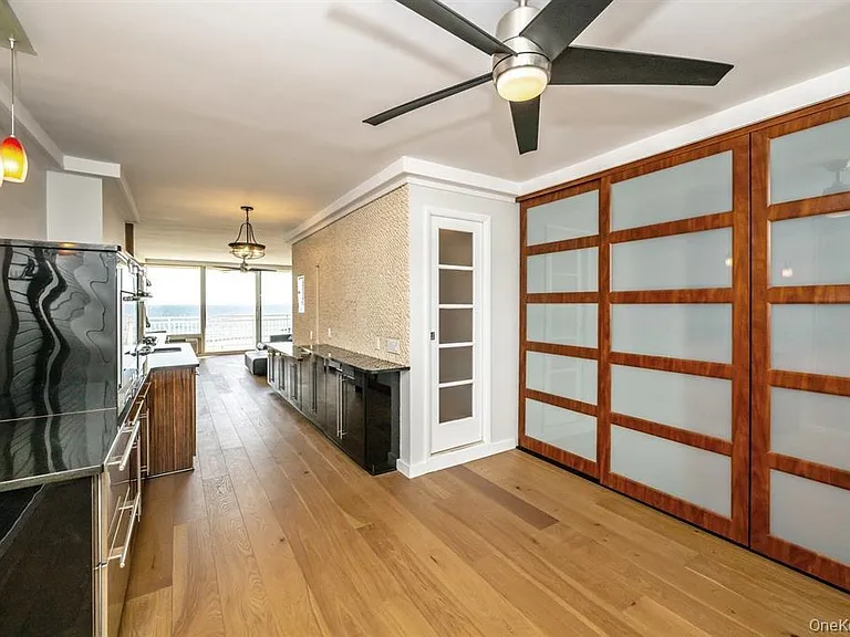 830 Shore Rd #4Q — Photo 6