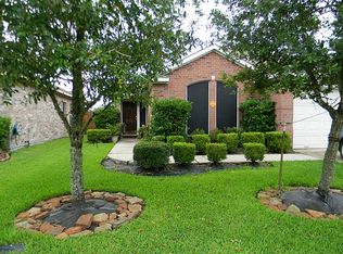8307 White Pine Ln, Baytown, TX 77523