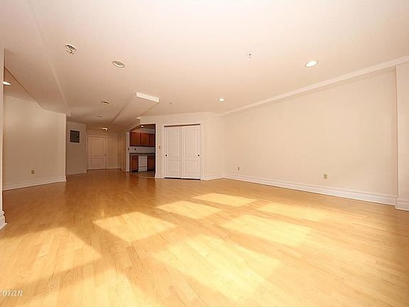 5th image of 1919 24th Ave APT L418