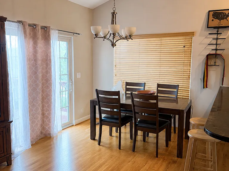 2168 Glen Oaks Dr — Photo 12