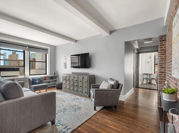 457 West 57th Street image 1 of 10
