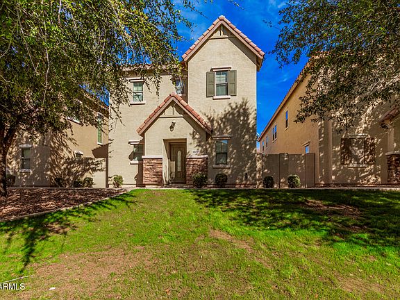 2nd image of 14049 W COUNTRY GABLES Drive