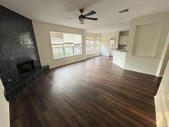 5th image of 2845 Lantana Ridge Dr