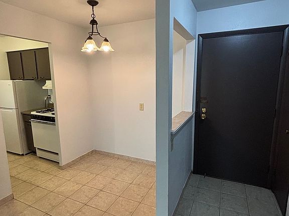 4th image of 10628 W Dakota St APT 207