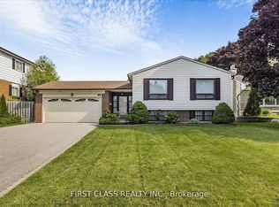 14 Pringle Ave, Markham, ON L3P 2P4