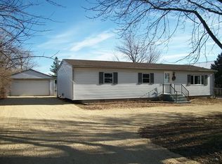 6465 N Junction Rd, Davis Junction, IL 61020