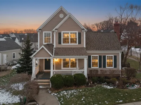 4461 Sexton Rd, Cleveland, OH 44105