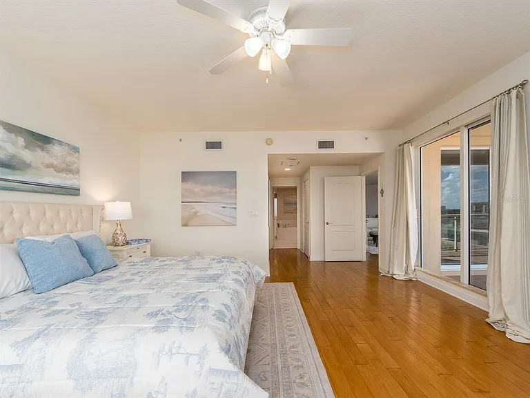 521 Mandalay Ave #410 — Photo 19