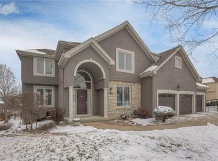 8518 N Richmond Ave, Kansas City, MO 64157