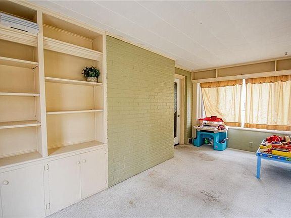5th image of 1369 Jefferson Ave