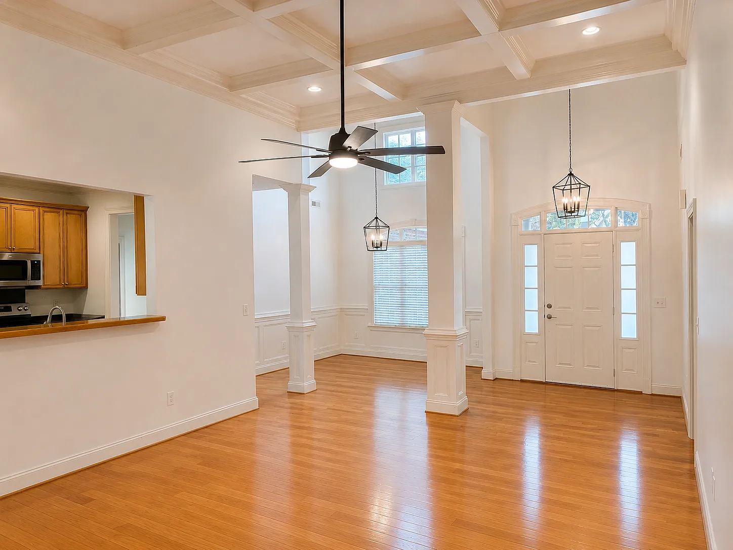 3 bed, 2175 sqft, $2,495 — Photo 3
