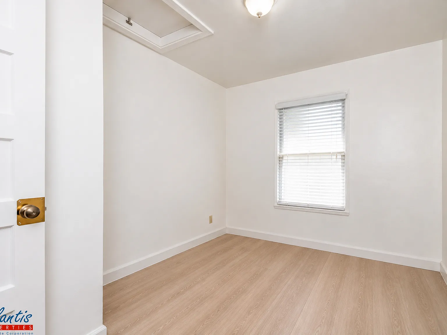 1 bed, 500 sqft, $1,995 — Photo 4