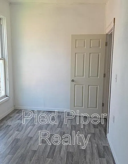 5621 S Elizabeth St #2 — Photo 10